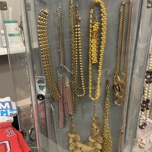Womens Jewlery